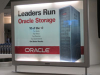 Oracle的机场广告